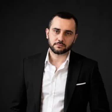Rıza Onur İçöz