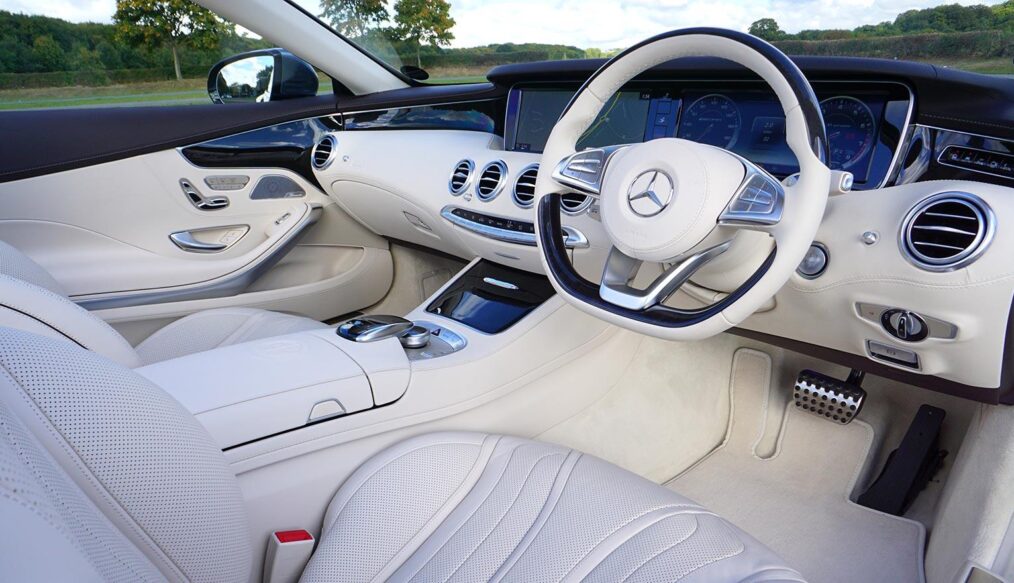 Mercedes announced new car interior system
