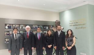 (TÜMER) Heyeti Azerbaycan Temasları Kapsamında Bakü Uluslararası Çok kültürlülük Merkezi Başkanı Sn. Revan Hasanov’u, kurumunda ziyaret etti