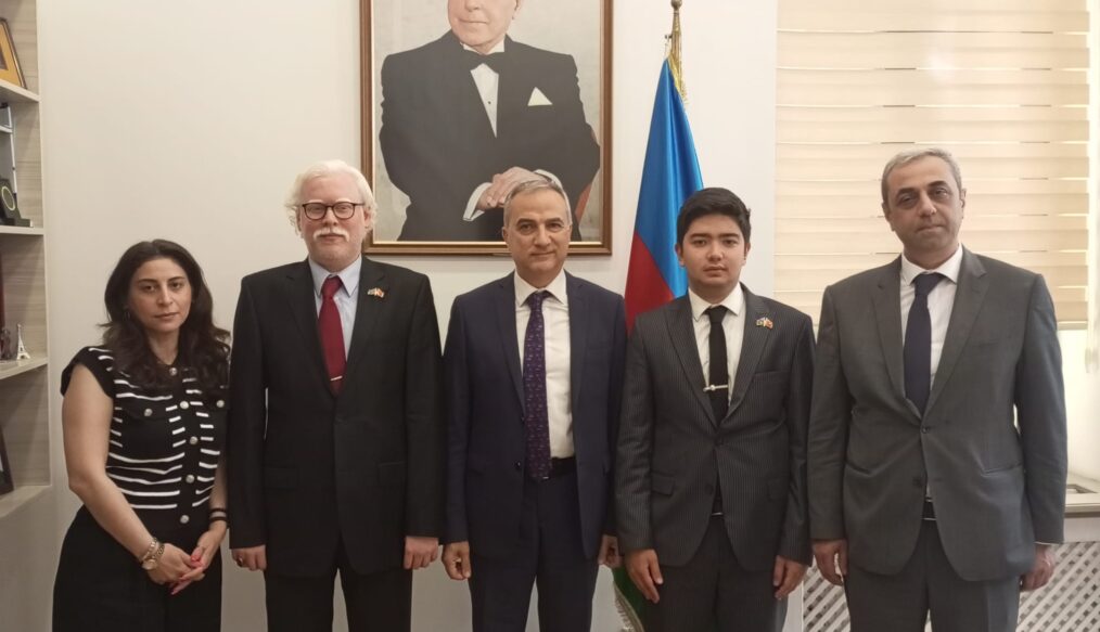 Tümer Heyeti olarak Azerbaycan Uluslararası İlişkiler İnceleme Merkezi Başkanı Sn. Fərid Şefiyev ve yardımcısı Sn. Cavid Vəliyev’i Makamlarında Ziyaret Ettik