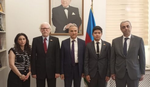 Tümer Heyeti olarak Azerbaycan Uluslararası İlişkiler İnceleme Merkezi Başkanı Sn. Fərid Şefiyev ve yardımcısı Sn. Cavid Vəliyev’i Makamlarında Ziyaret Ettik